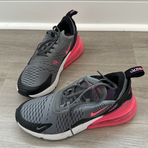 Nike Air Max 270 Women’s
SIZE 5
Smoke Grey & Hyper Pink - Picture 9 of 15